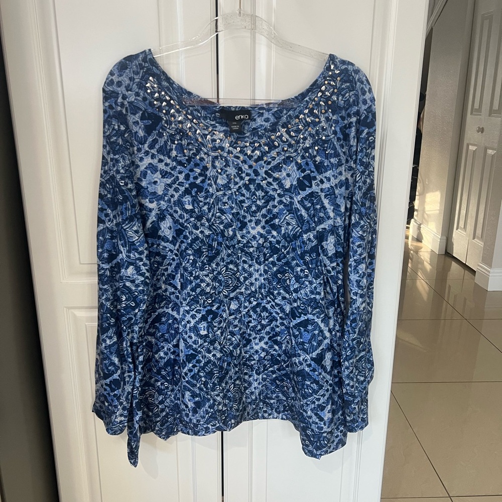 Erika Women's Long Sleeve Top size XXL